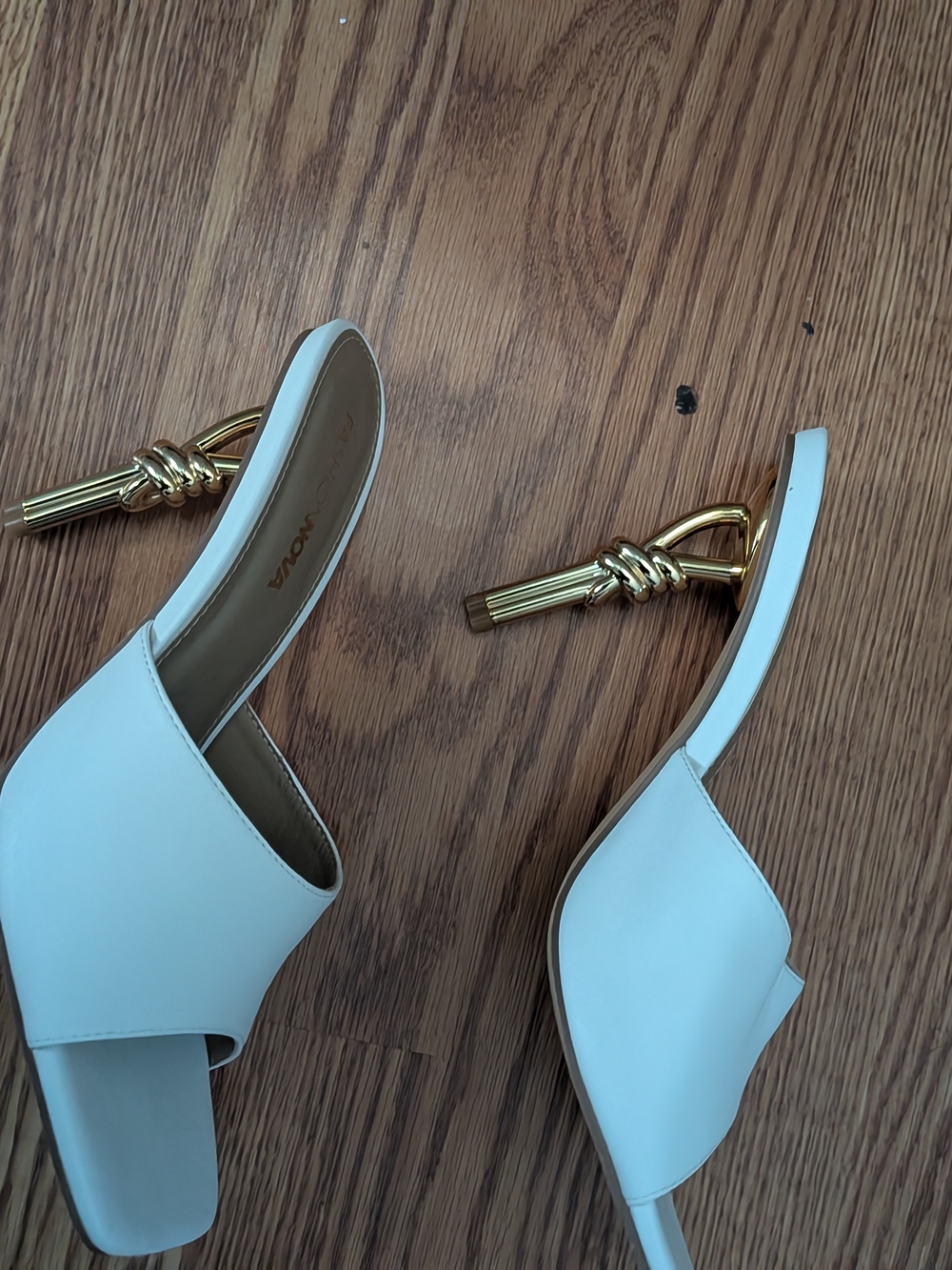 Fashion Nova White Slide Mules with Gold Knot Heel - Picture 2 of 8